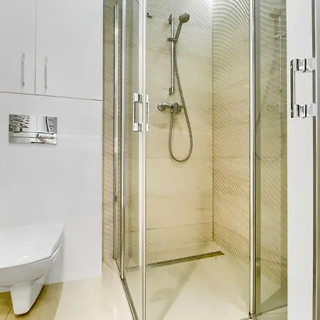 Margi Katrin Apartament דירה *